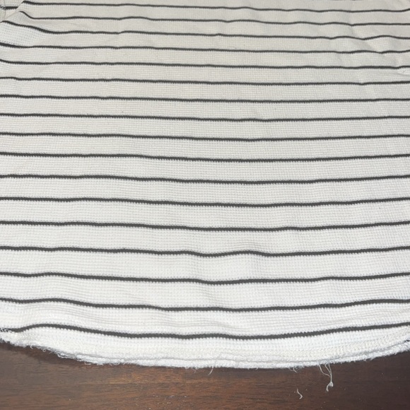 🌷 Abercrombie & Fitch Vintage Long Sleeve Thermal - Picture 9 of 9